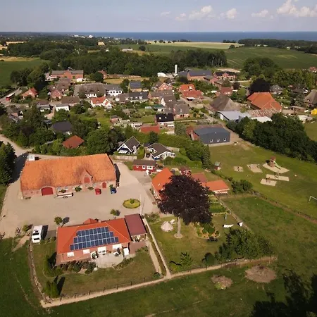 Loose Holiday home Schashagen